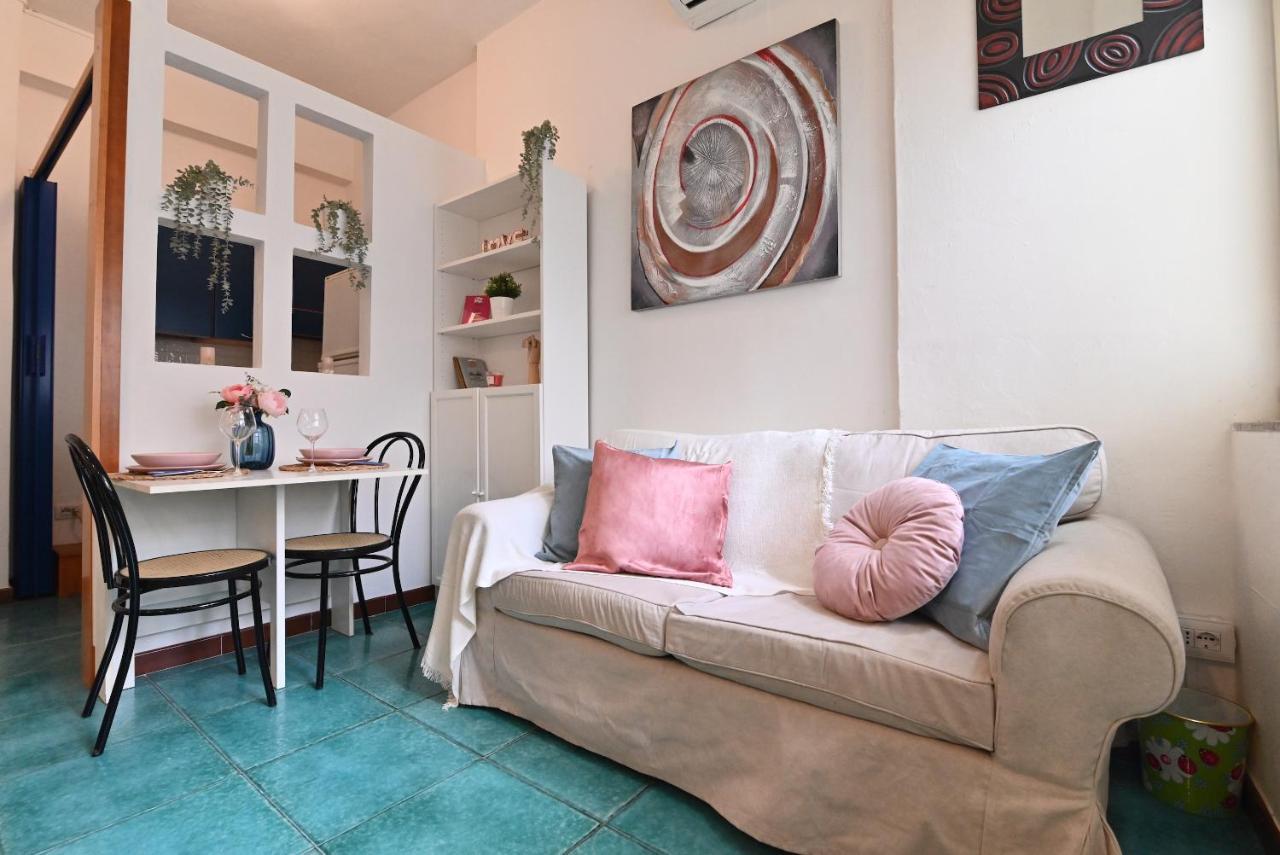 Izzhome City Love Cagliari Bagian luar foto