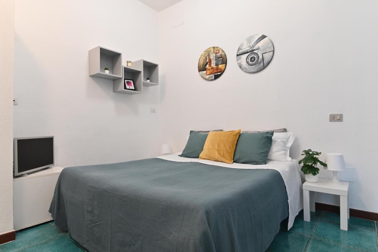 Izzhome City Love Cagliari Bagian luar foto