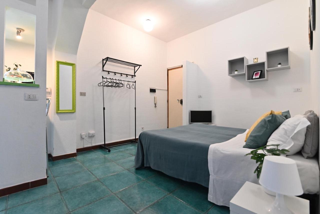 Izzhome City Love Cagliari Bagian luar foto