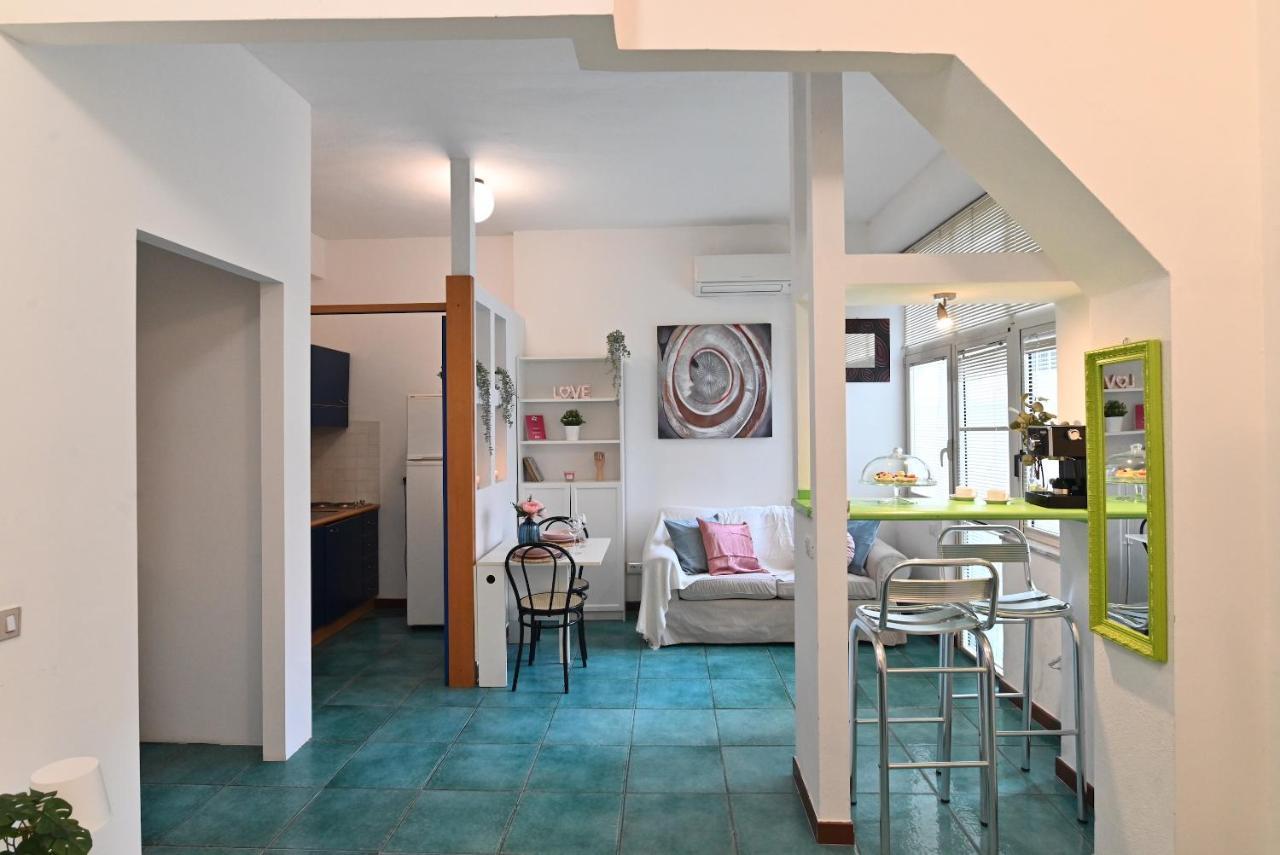 Izzhome City Love Cagliari Bagian luar foto