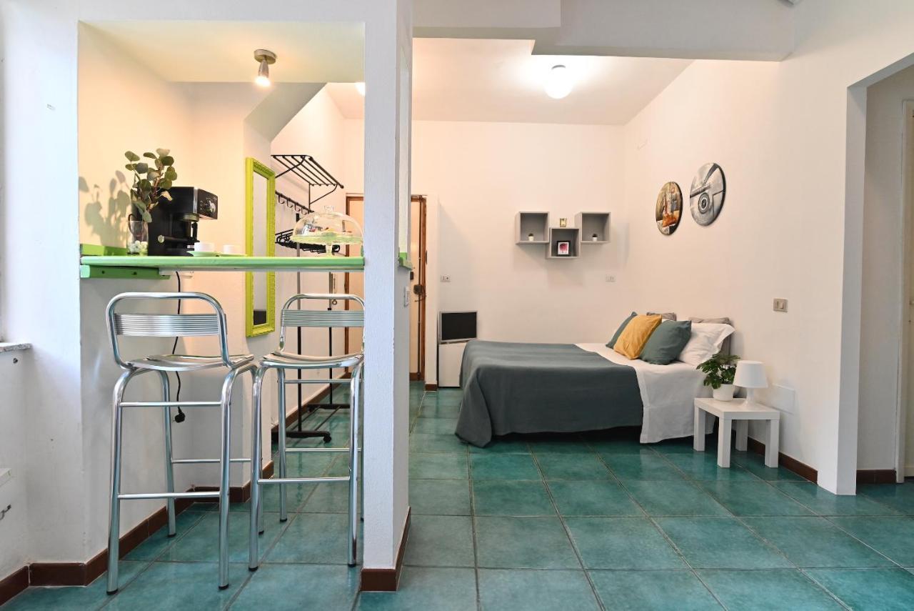 Izzhome City Love Cagliari Bagian luar foto
