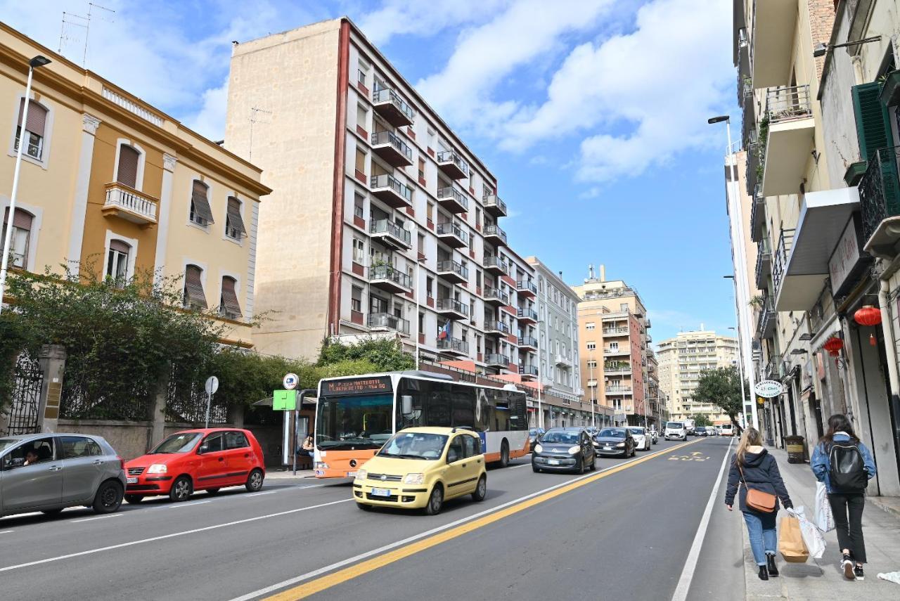 Izzhome City Love Cagliari Bagian luar foto